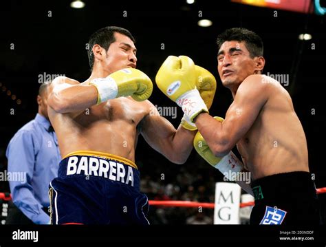 barrera vs morales|Erik Morales and Marco Antonio Barrera's first fight .